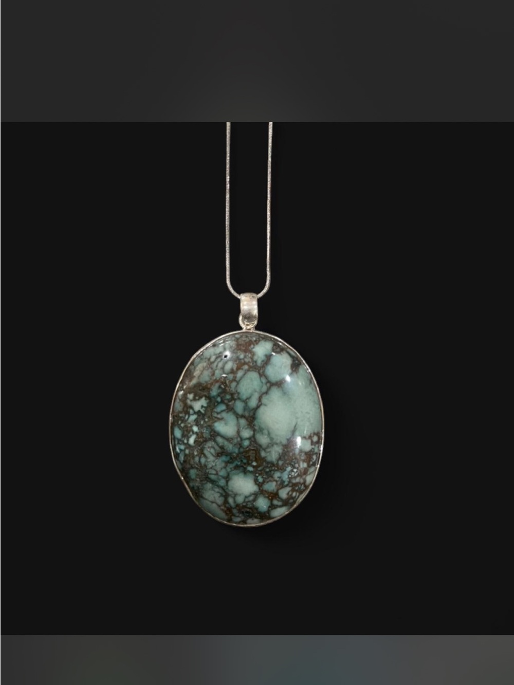 Large Howlite pendant in 925